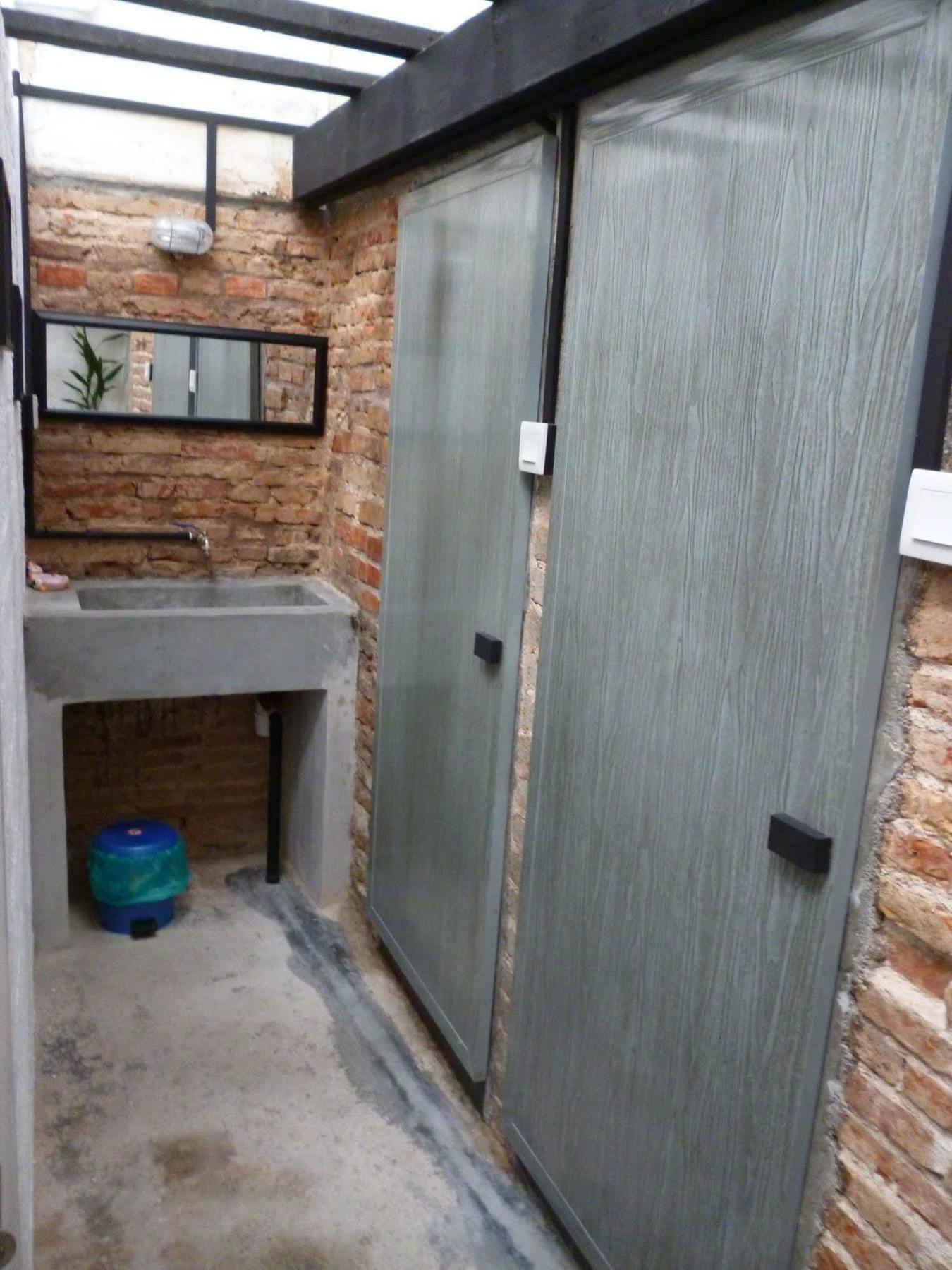 Ola Lavanderia Cafe Малакка Экстерьер фото